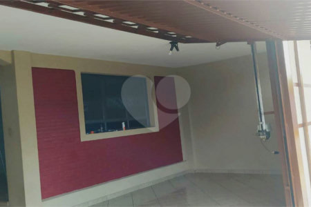 Casa térrea no Jardim Santa Maria .