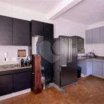Casa com 4 Dormitórios sendo 1 suíte, com 3 Vagas