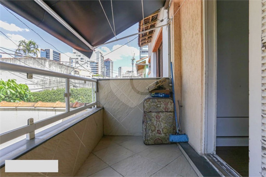 Casa de Vila à venda com 2 quartos em Vila Nova Conceição, São Paulo, SP