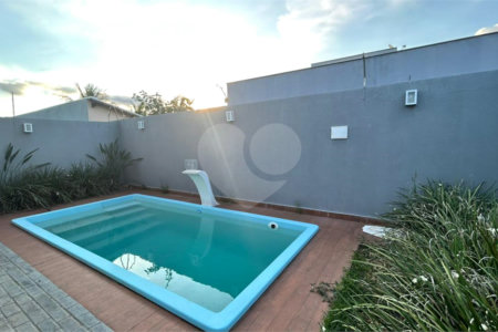 Casa à venda com 3 quartos, sendo 1 suíte, em Ipê, Três Lagoas - MS