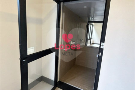 CASA LINDA NO CONDOMINIO RESERVA DO PARATEHY COM 4 DORMITORIOS, 4 SUÍTES, PISCINA, ELEVADOR, SJC