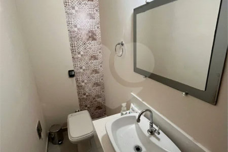 Casa com 367m², 3 dormitórios, 9 vagas, à venda na Vila Santa Teresa - Sto André.