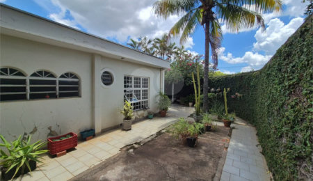 Casa à venda com 3 quartos, sendo 1 suíte,  em Vila Rezende, Piracicaba, SP
