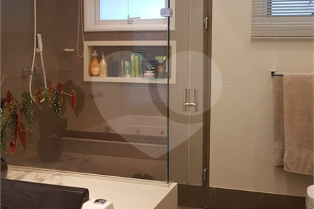 CASA A VENDA NO URBANOVA, CONDOMINIO JAGUARY, 4 DORMITORIOS, 4 SUITES, 5 VAGAS, PISCINA, SJC