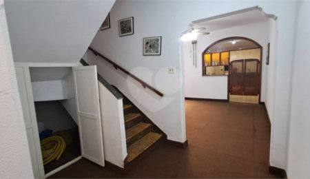 Sobrado à venda com 3 quartos em Bom Retiro, São Paulo, SP