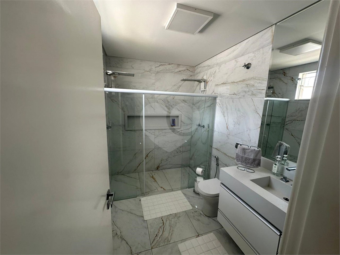 Casa à venda com 3 quartos, Sendo 1 suíte, em Vila Boa Vista, São Carlos, SP
