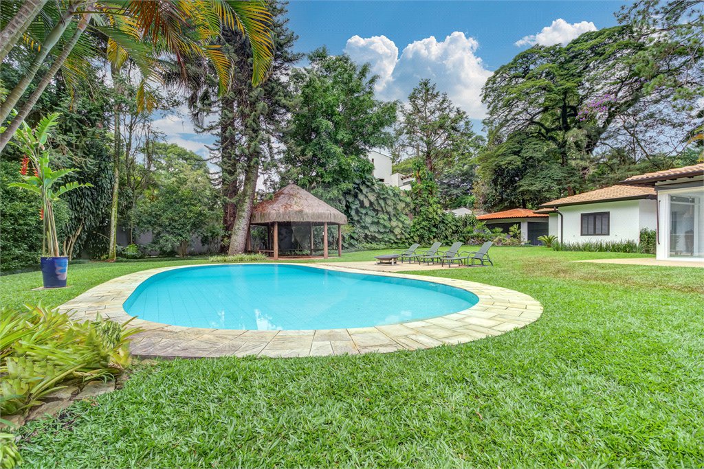 Casa à venda com 4 suítes em Alto da Boa Vista, São Paulo, SP