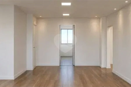 Apartamento Amplo na Saúde | 89 m², 2 Dormitórios e 1 Vaga