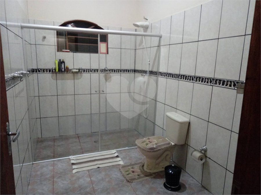 Chácara Balneário do 29 com piscina.