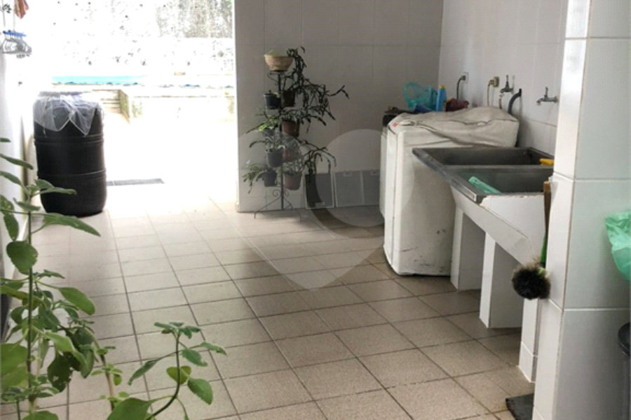 Casa Térrea Assobradada Barro branco 4 dorms 7 vagas
