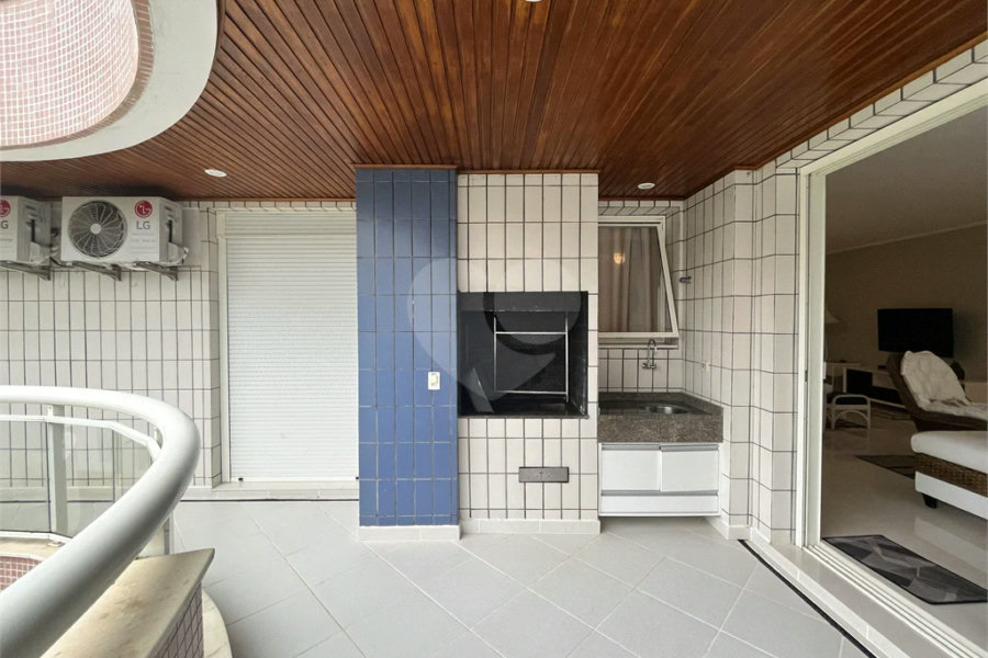Apartamento à venda com 3 quartos, sendo 1 suíte, em Riviera de São Lourenço, Bertioga, SP
