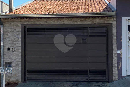 Vende-se casa no Jardim Paulistano 02 dormitórios