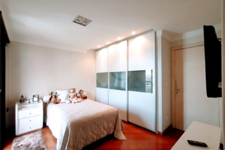 Apartamento para venda na Mooca com 4 suítes, 5 vagas. Condomínio Europa Cicero.