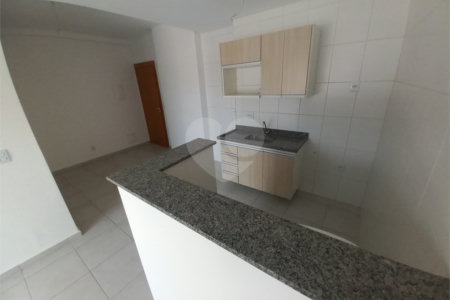 Apartamento no Condomínio Mirante Araucária.