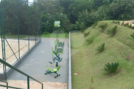 Terreno à venda no condomínio Jardim Primavera, Louveira - SP