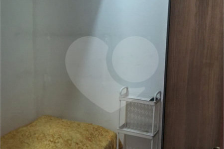 Apartamento a venda na Aclimação com 4 dormitórios e 2 vagas.