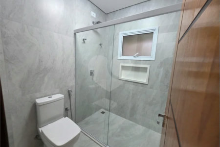 Casa à venda com 4 suítes no condomínio Residencial Jardim Primavera, Louveira - SP