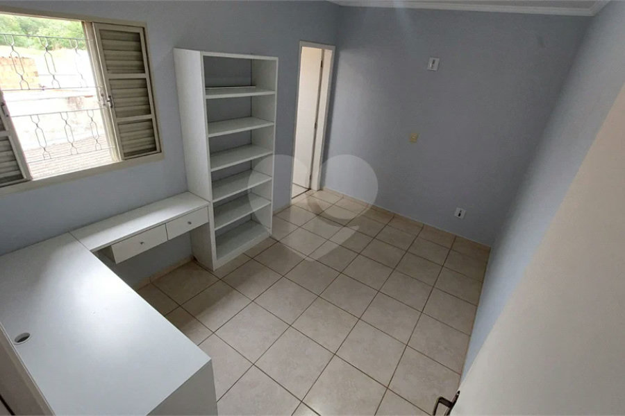 Casa a venda no Bairro Astúrias em Piracicaba - SP.