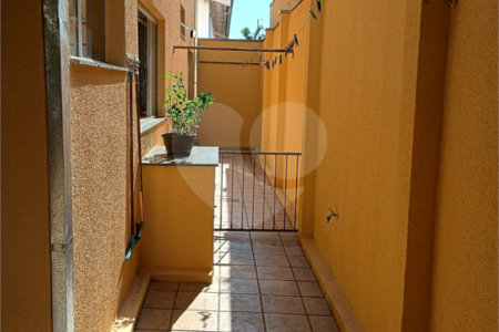 Sobrado com 3 quartos à venda com área gourmet completa e 5 vagas de garagem – Santa Marta - São Carlos/SP