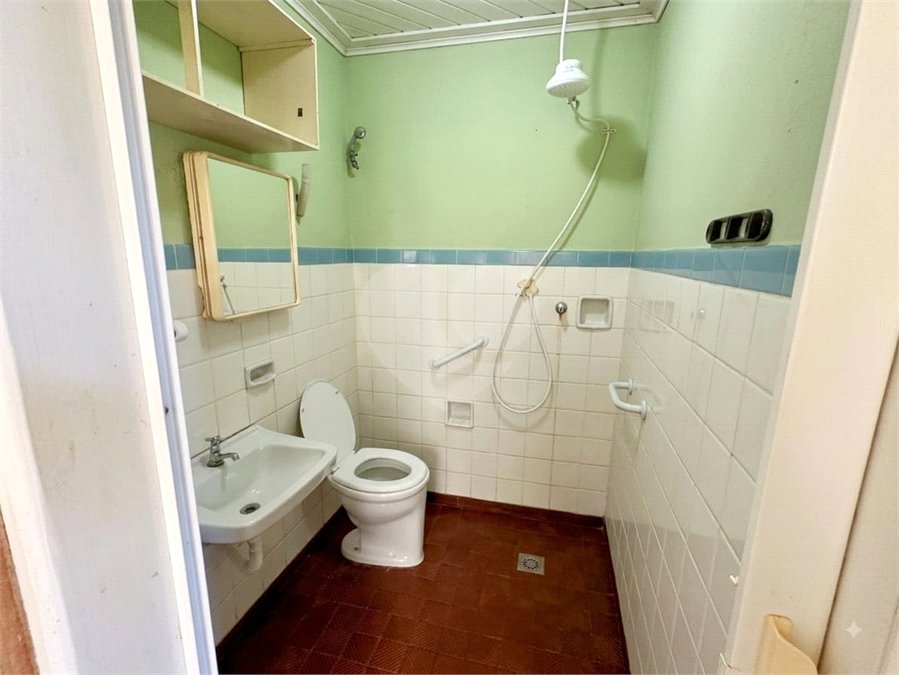 Casa Térrea Charmosa e Espaçosa na Vila Prado: Conforto, Praticidade e Próxima ao Centro!