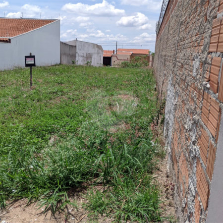 Terreno no Jardim Embare