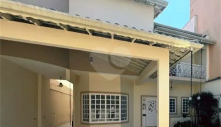 Casa à venda com 5 quartos, sendo 3 suítes, em Vila Lavínia, Mogi das Cruzes, SP