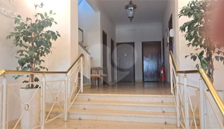 Apartamento à venda com 2 quartos, sendo 1 suíte,  em Liberdade, São Paulo, SP
