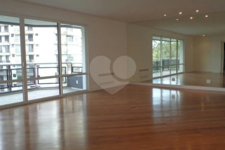 Apartamento para alugar com 4 suítes em Alto da Boa Vista, São Paulo, SP