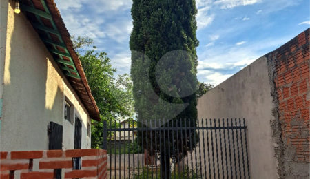 Casa à venda com 3 quartos, sendo 1 suíte,  em Vila Nossa Senhora de Fátima, São Carlos, SP
