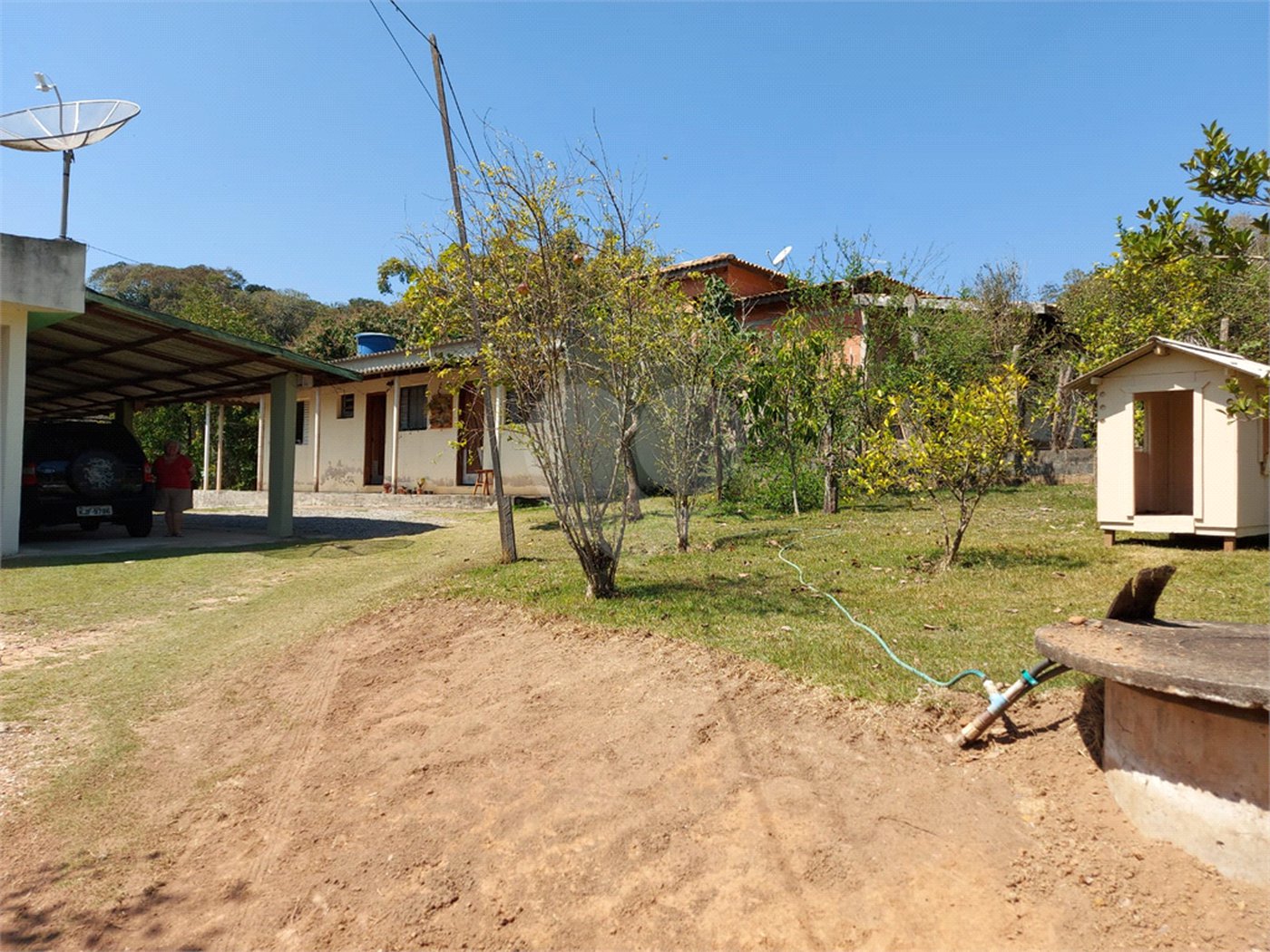 Chácara à venda com 4 quartos em Área Rural de Louveira, Louveira, SP