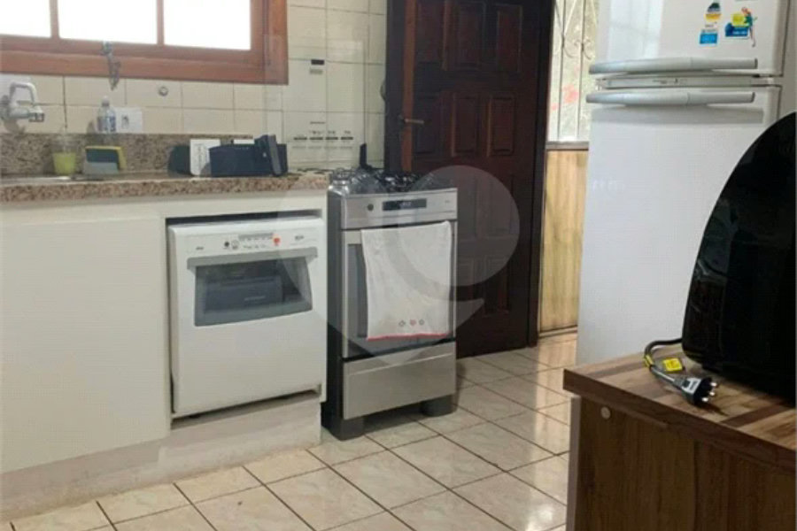Casa com 3 dormitórios à venda em Águas de São Pedro