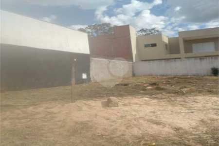 Terreno no Parque dos Flamboyant