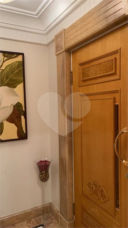 Apartamento com terraço 385m² 03 dormitórios sendo 2 suítes 5 vagas..Estuda Permuta.