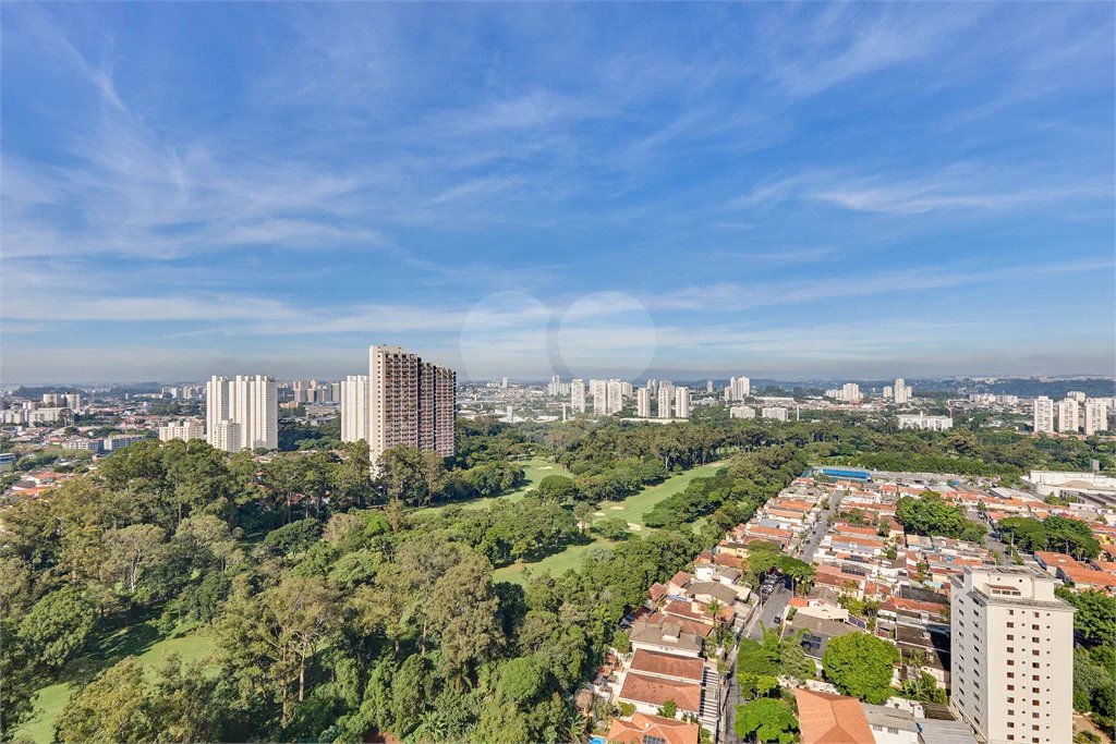 Apartamento à venda com 3 quartos, sendo 1 suíte, em Jardim Marajoara, São Paulo, SP