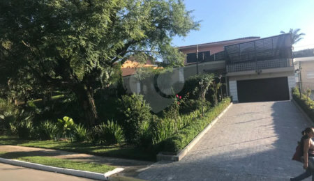 Casa à venda com 5 quartos, sendo 3 suítes, em Alto da Lapa, São Paulo, SP