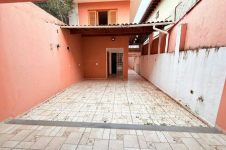 Casa à venda com 3 quartos, sendo 1 suíte,  em Jardim Olympia, São Paulo, SP