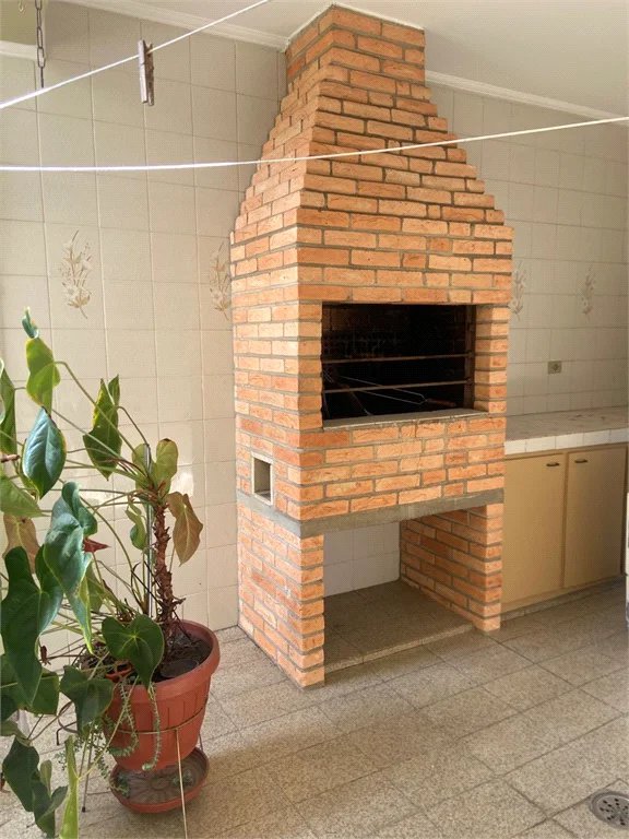 Espaçosa Casa Térrea para locação - Vila Ipojuca