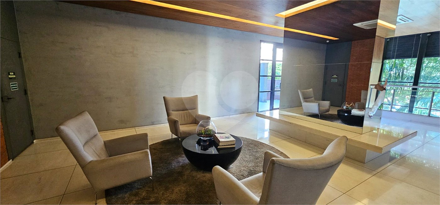 Apartamento Itaim Bibi São Paulo Vista Espetacular em Andar Alto com Varanda