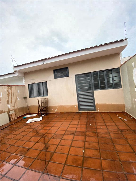 Casa à Venda no Jardim Bandeirantes