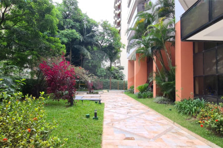 Apartamento para venda e locação de 130m² no Jardim Paulista com 2 suítes e 2 vagas.