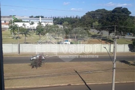 Apartamento com 2 dormitórios
