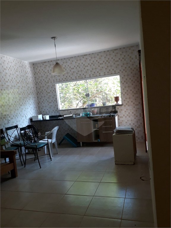 Sobrado à Venda no Condomínio Picollo Villagio com mobilha
