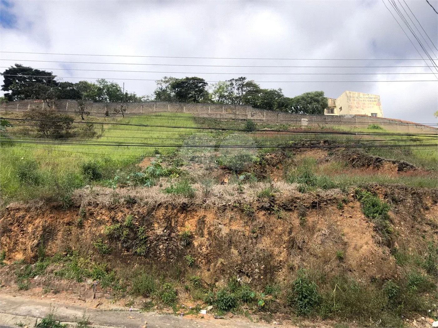 Terreno Amplo à Venda – 528 m² no Jardim Quisisana/MG