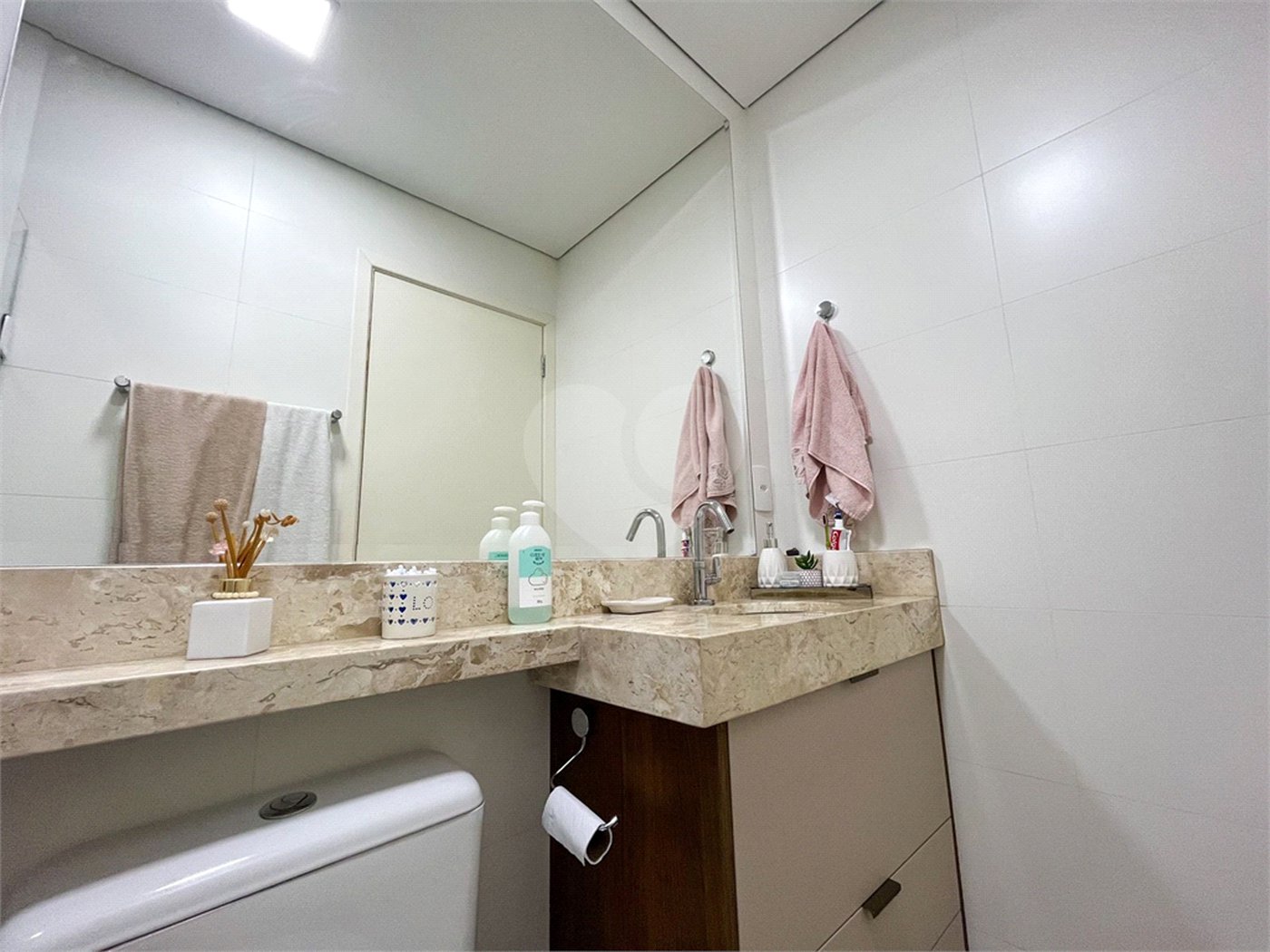 Apartamento à venda no condomínio Parque dos Manacás