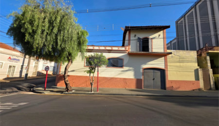 Sobrado à venda com 3 quartos, sendo 1 suíte,  no Centro, São Carlos, SP