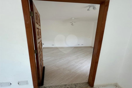 Apartamento no Condomínio Recanto Verde, com 59 m².