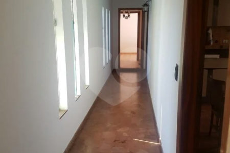 CASA TÉRREA PARA VENDA OU LOCAÇÃO COM 3 DORMITÓRIOS NO BOLSÃO DE INTERLAGOS