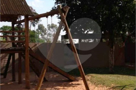 Apartamento no Condomínio Residencial Bela Vista I .