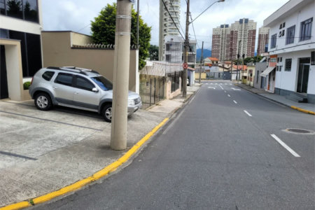 Ponto Comercial 200 m² 4 salas Jardim Armênia - Mogi das Cruzes SP