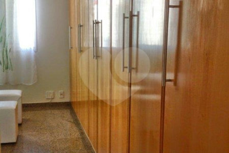 Apartamento à venda com 3 quartos, sendo 1 suíte, em Jardim Marajoara, São Paulo, SP